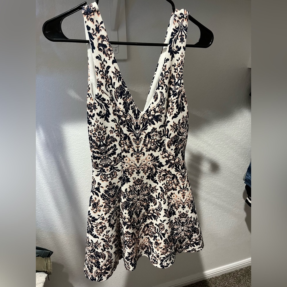 Patterned dress